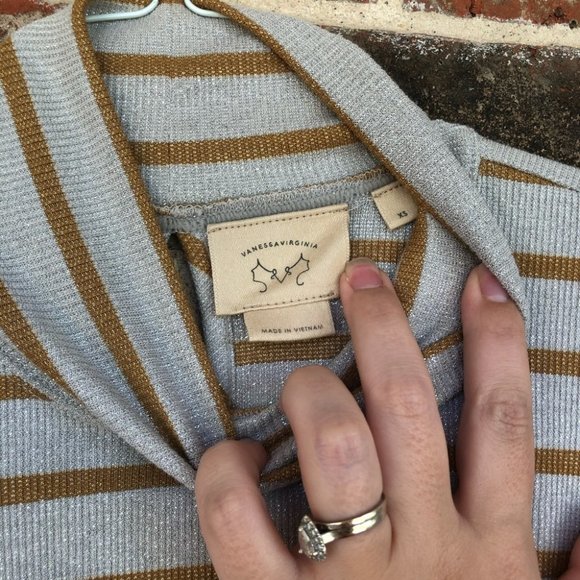 ANTHRO Vanessa Virginia Metallic Turtleneck Tunic XS - Picture 7 of 12